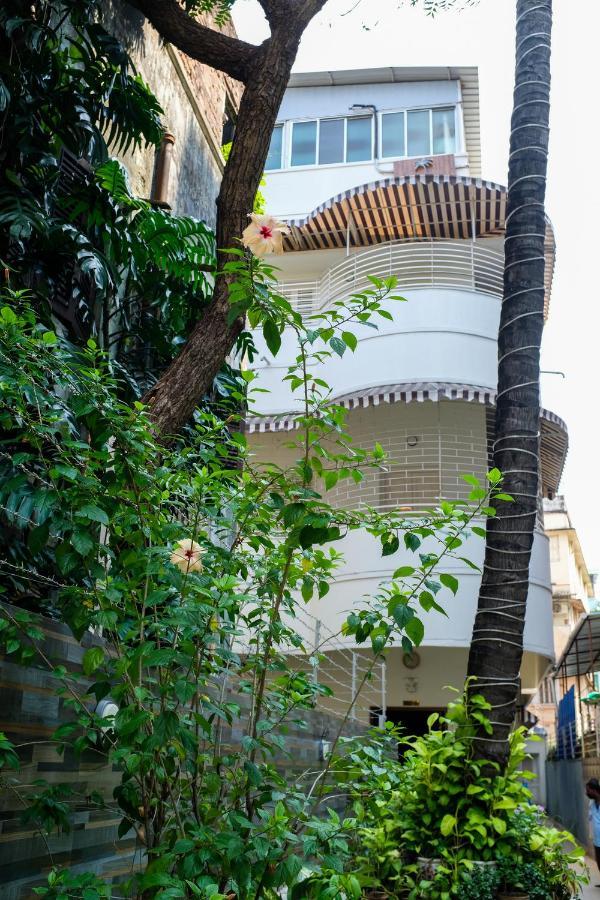 Regent Vatika Hotel Calcutta Buitenkant foto